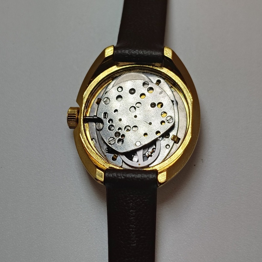Vintage 1974 Timex Date Sunburst  Mechanical Wind Women's Watch Fully Restored‎ - Picture 8 of 10